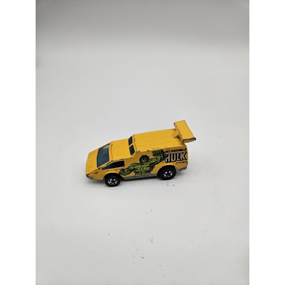 Vintage 1976 Hot Wheels Yellow Spoiler Sport Incredible Hulk Van Marvel Heroes